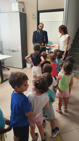 Comando PL visita bambini def (1)